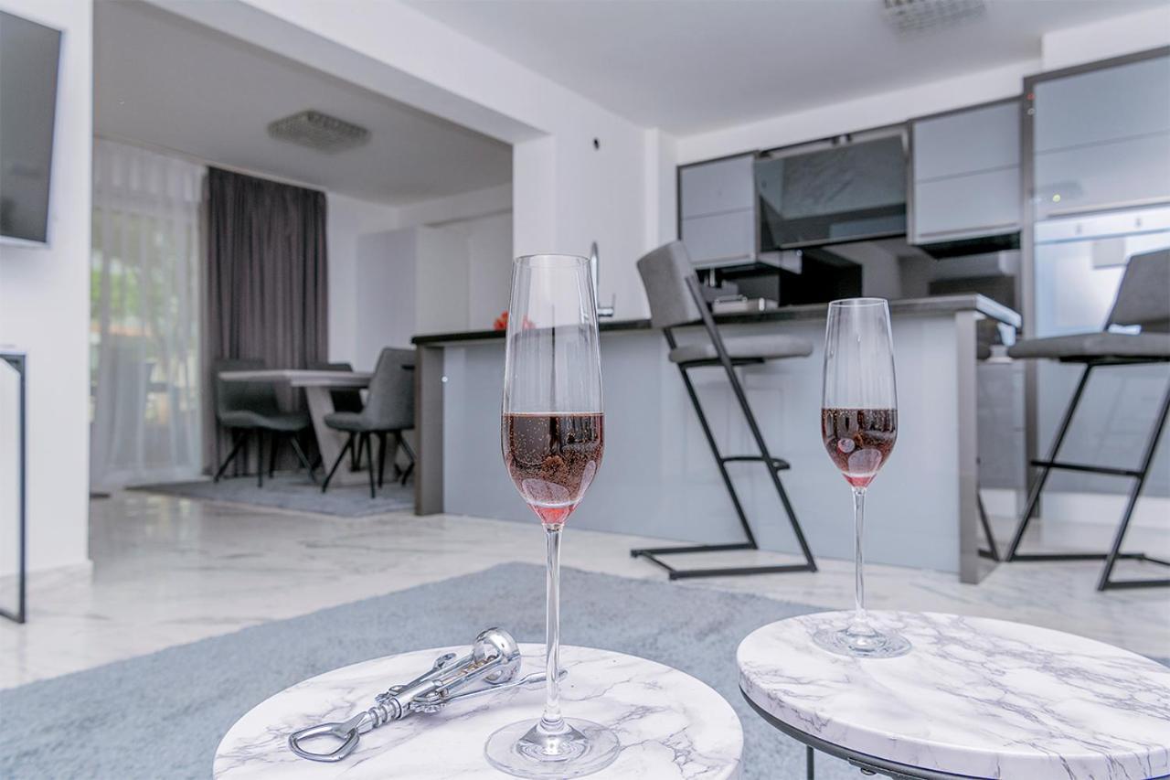 Apartments Petra Krk クルク エクステリア 写真