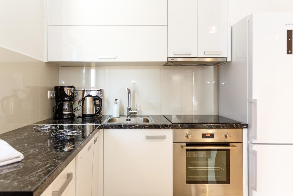 Apartments Petra Krk クルク エクステリア 写真