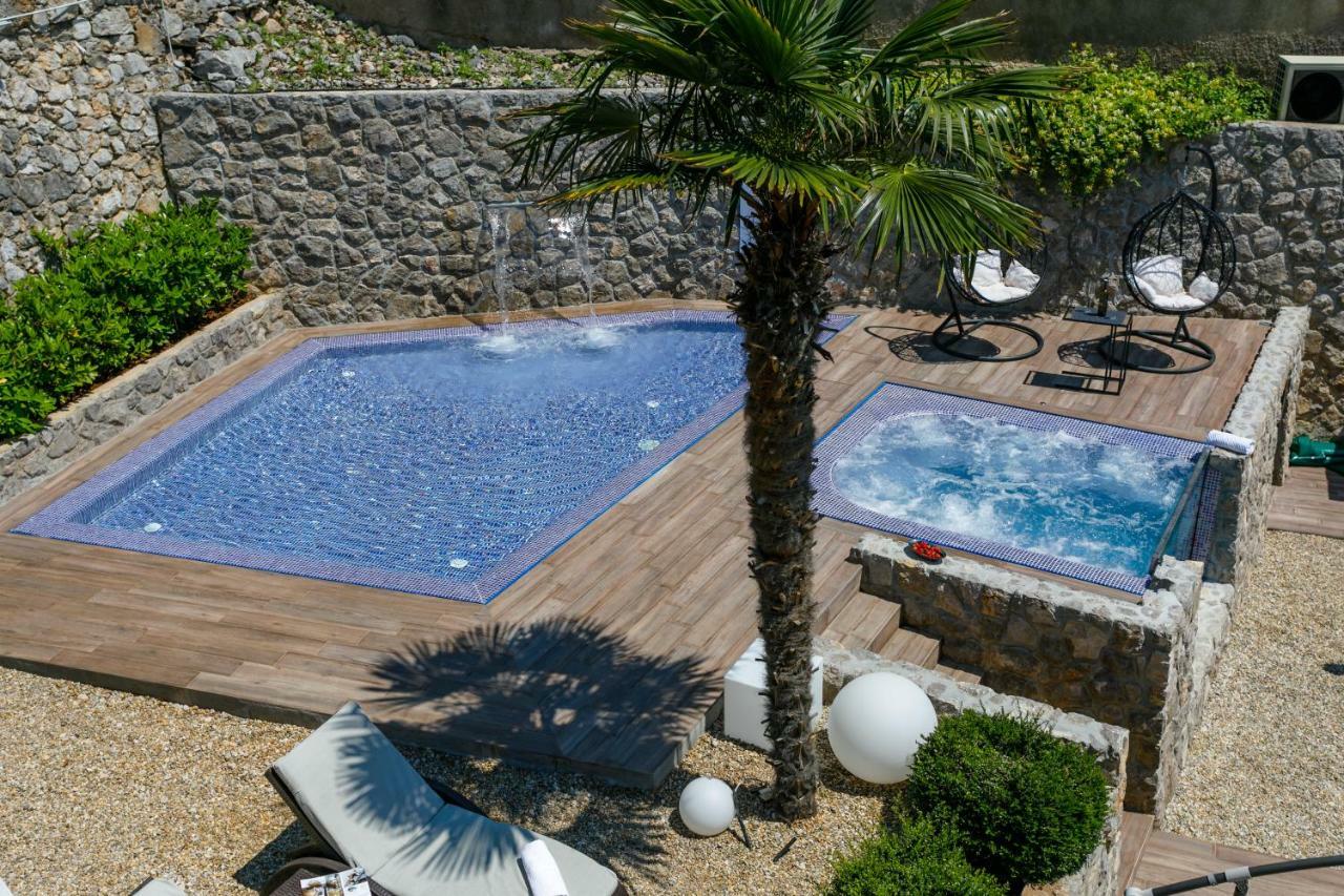 Apartments Petra Krk クルク エクステリア 写真