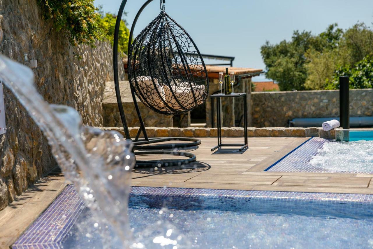 Apartments Petra Krk クルク エクステリア 写真